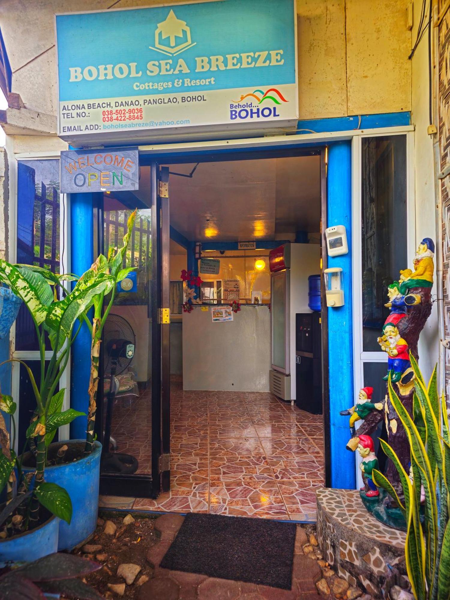 Bohol Sea Breeze And Tawala (Panglao)