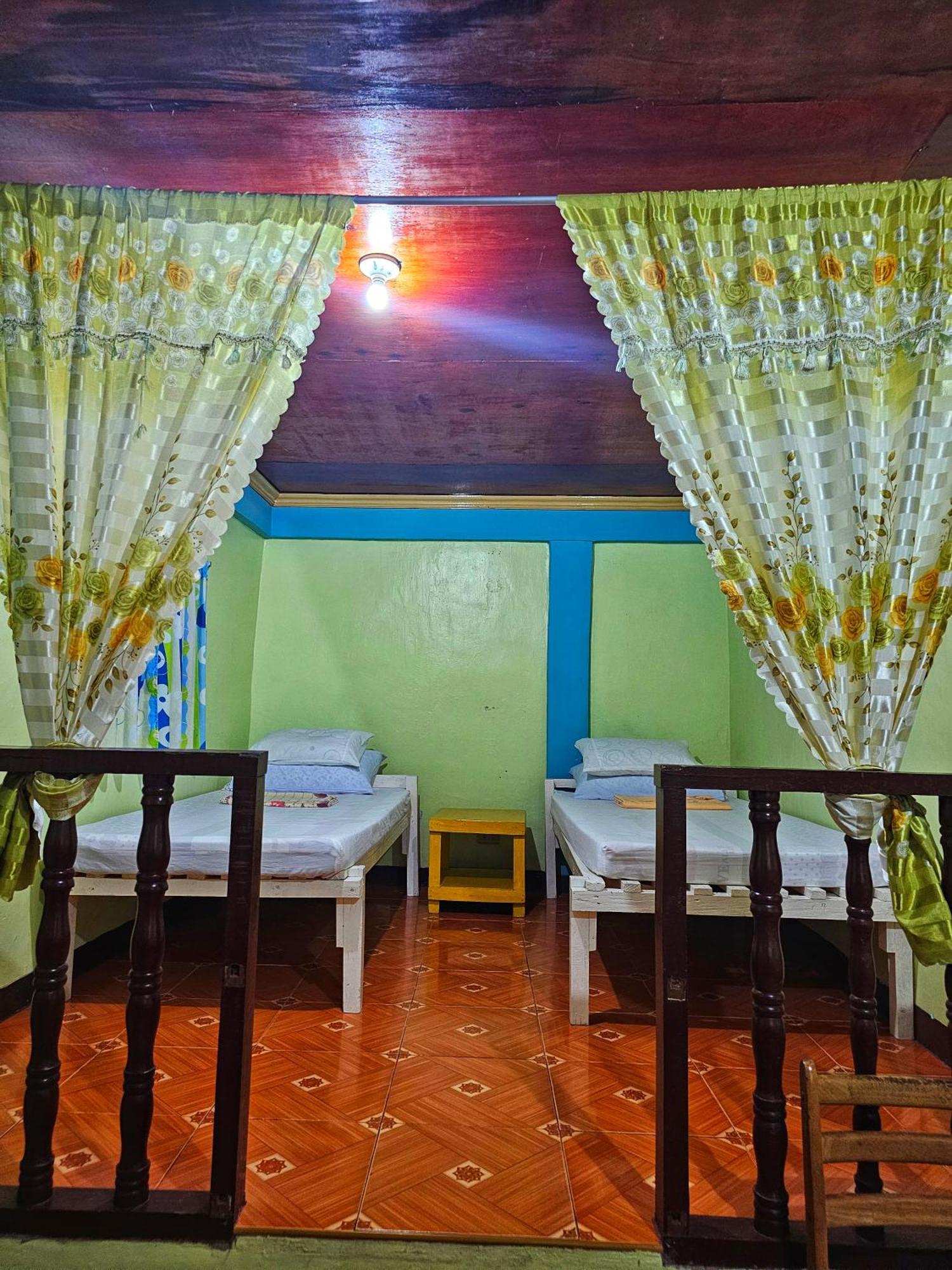 Bohol Sea Breeze And Guest house Tawala (Panglao)