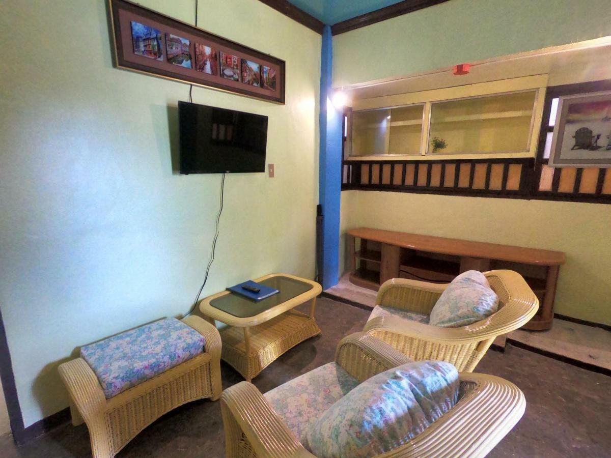 Bohol Sea Breeze And Guest house Tawala (Panglao)